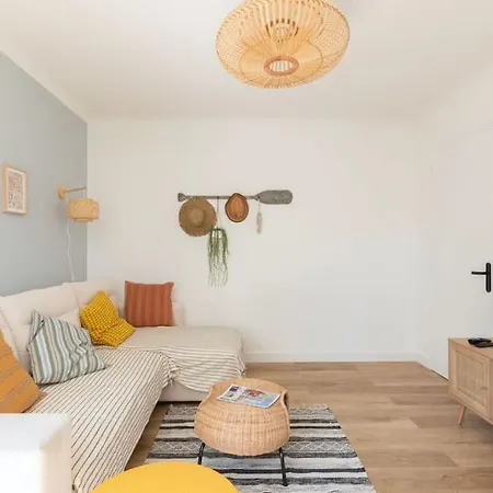 Charmante Maison à 100m De La Casa de Férias