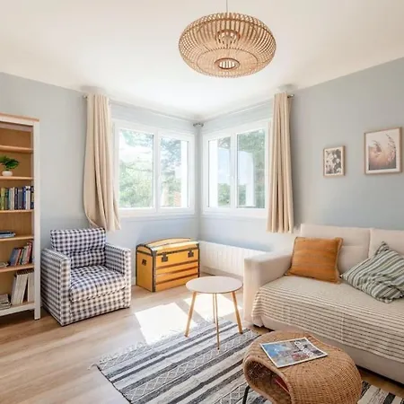 Casa de Férias Charmante Maison à 100m De La *