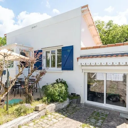 Charmante Maison A 100m De La * ポルニック