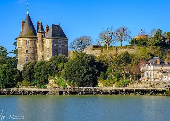 Charmante Maison A 100m De La * פורניק